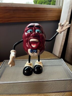 California Raisins AM FM Radio 1988